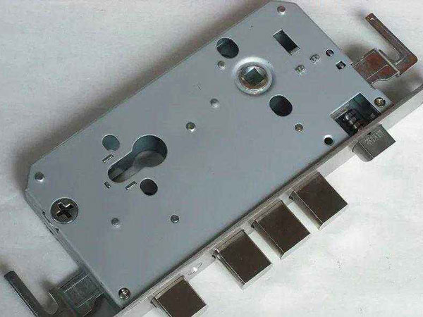 龙胜24小时上门开锁公司